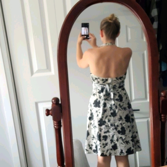 Summer Halter Dress - Picture 2 of 4